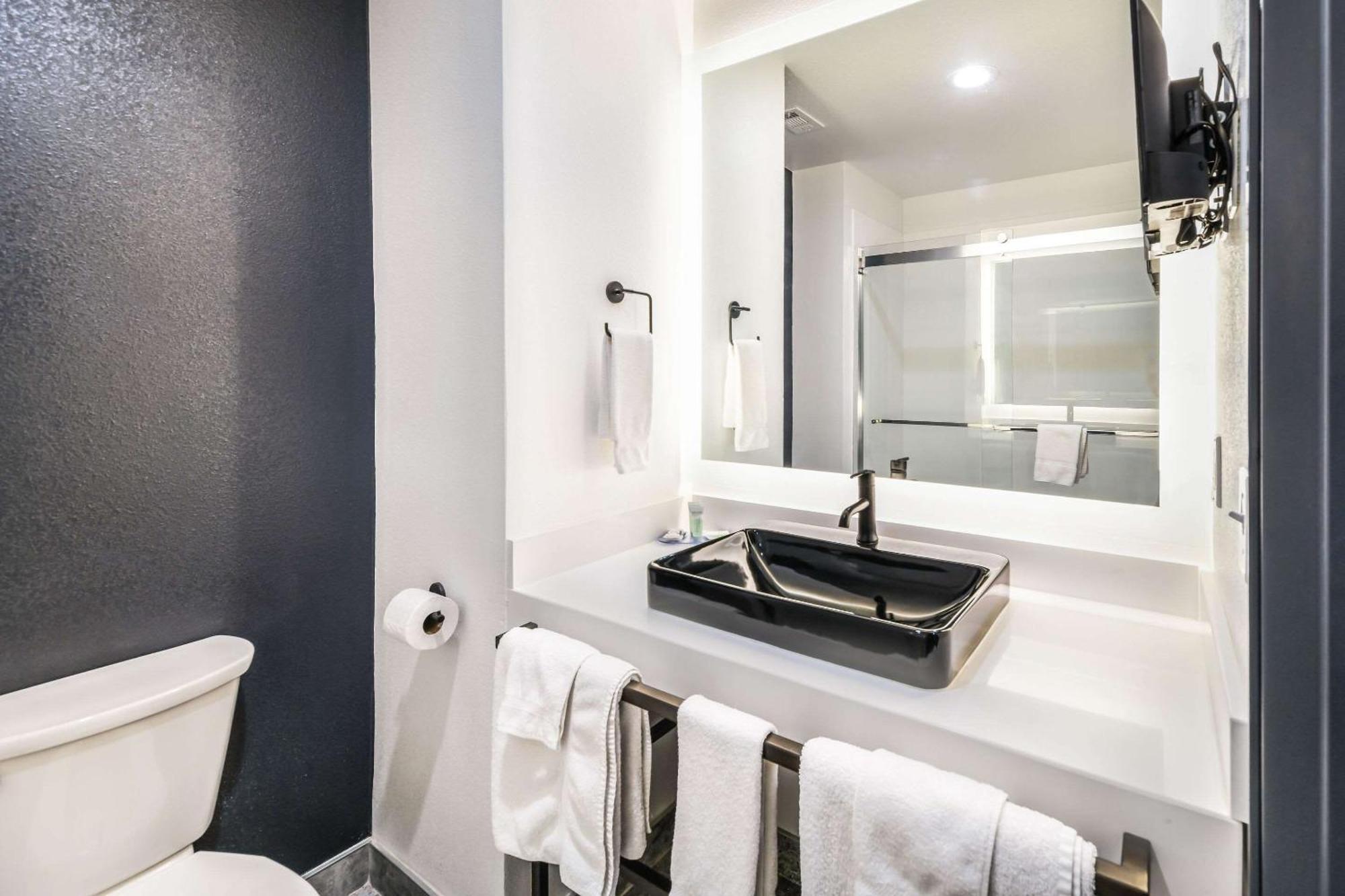 Hy-Lo Hotel, Ascend Hotel Collection Calera エクステリア 写真