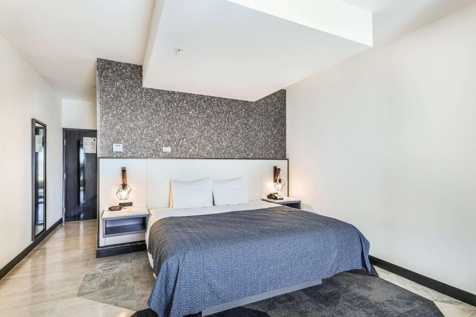 Hy-Lo Hotel, Ascend Hotel Collection Calera エクステリア 写真
